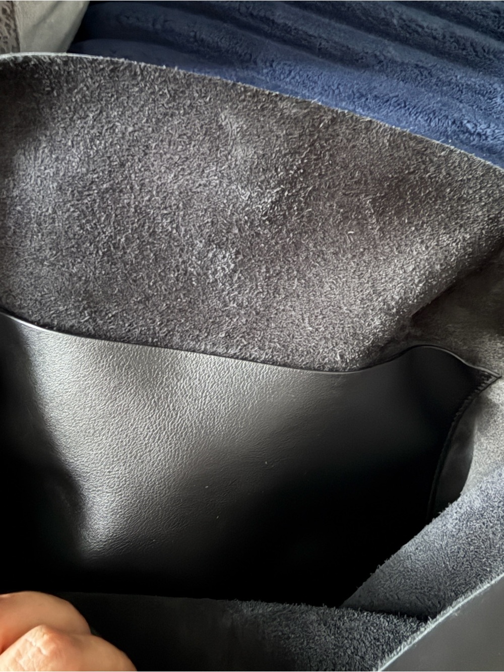 Loewe Black Nappa Oversized Bow Shoulder Bag - Picture 5 of 13